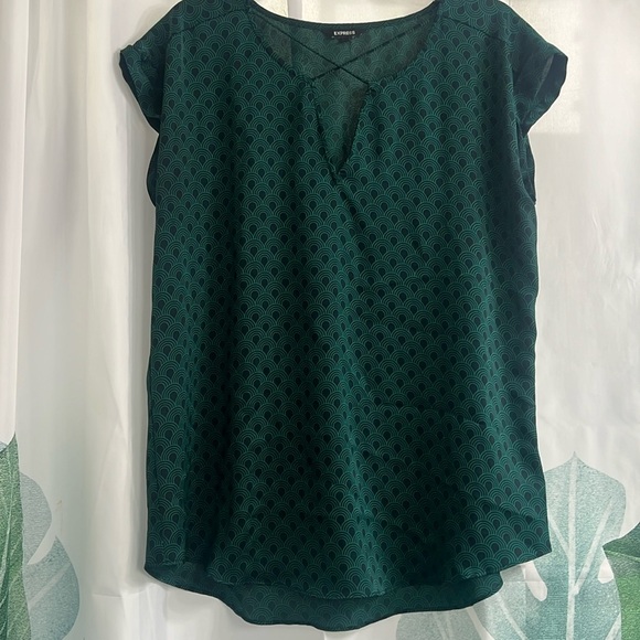 Express Tops - Emerald green work blouse with mid-modern print